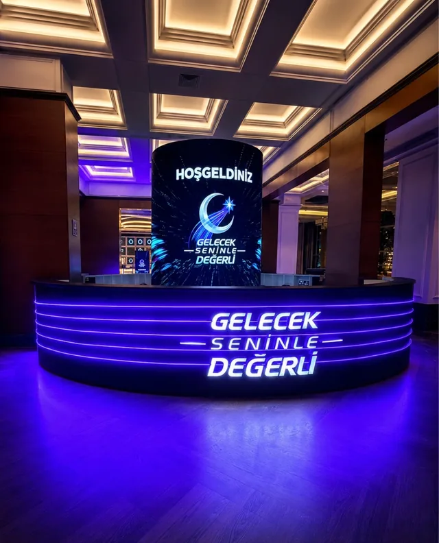 Circular LED welcome desk at the Türk Telekom Business Partners Meeting, Rixos Sungate