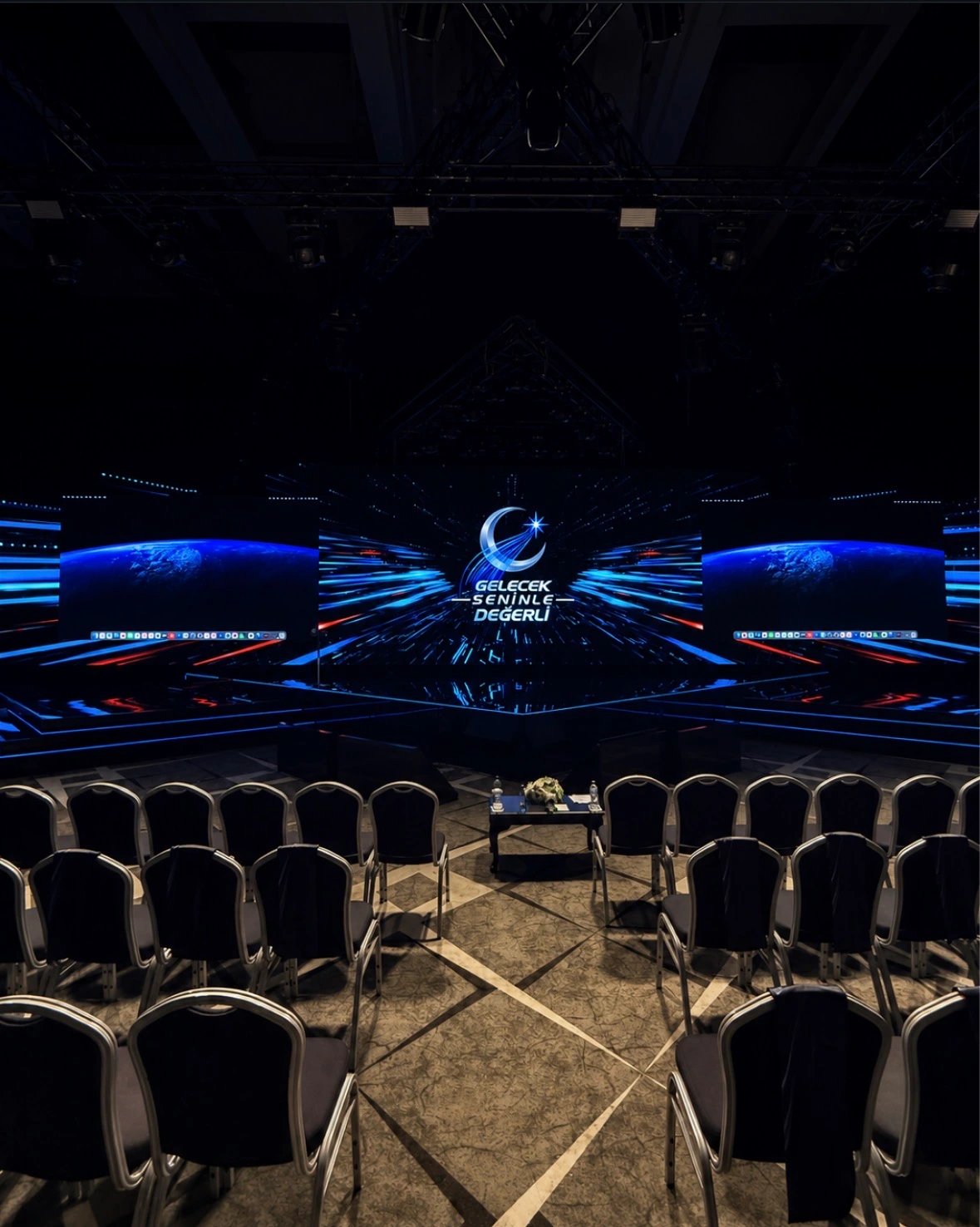 Türk Telekom Business Partners Meeting main stage with LED screens, campaign logo and theatre seating at Rixos Sungate